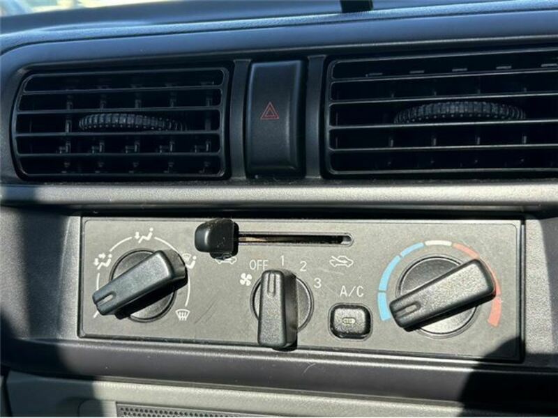 CLIPPER TRUCK