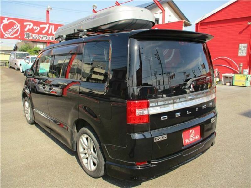 DELICA D5