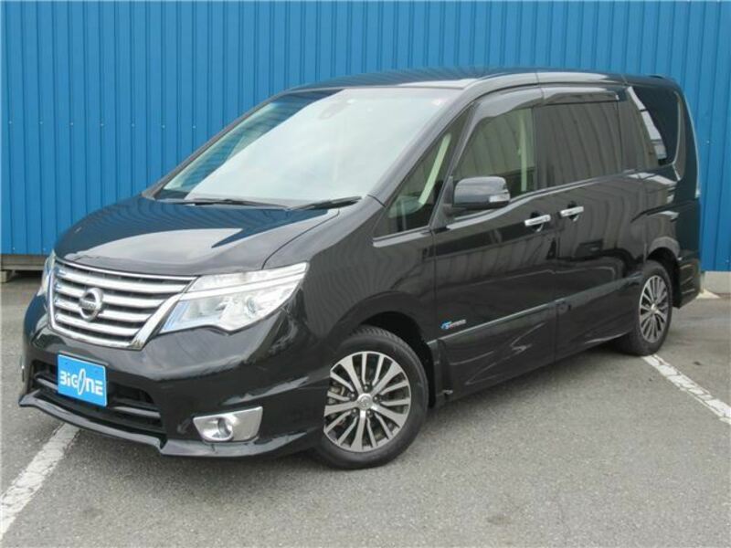 NISSAN　SERENA