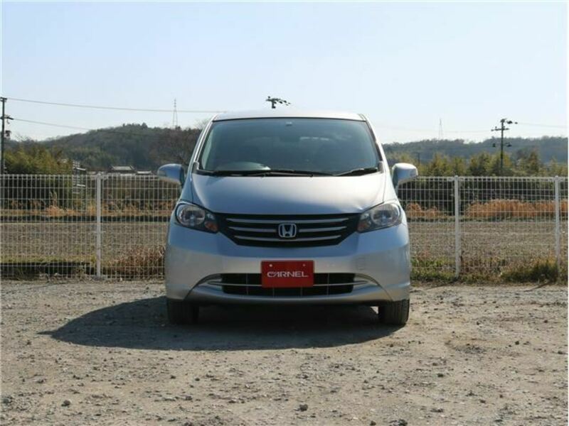 HONDA　FREED