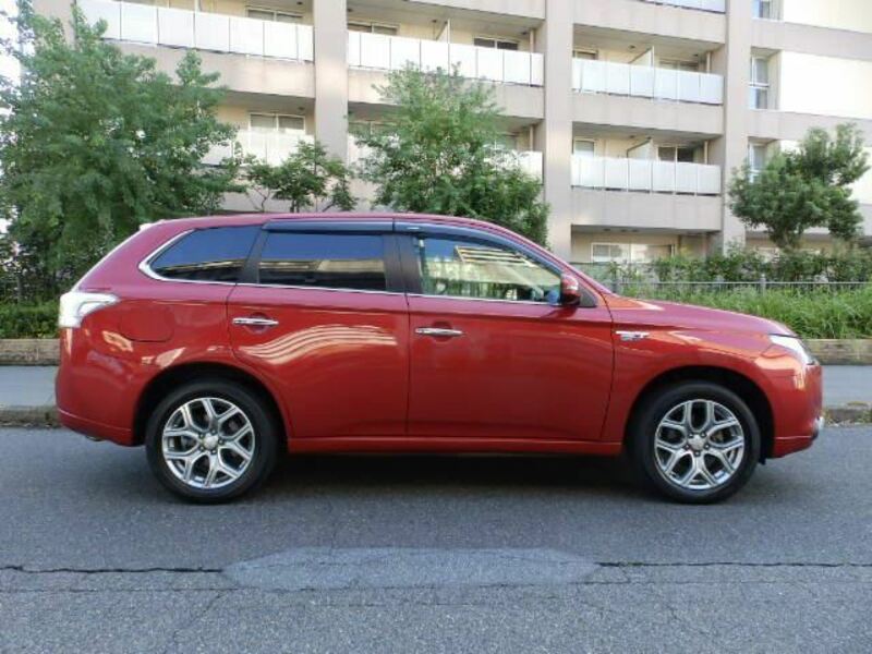 OUTLANDER PHEV