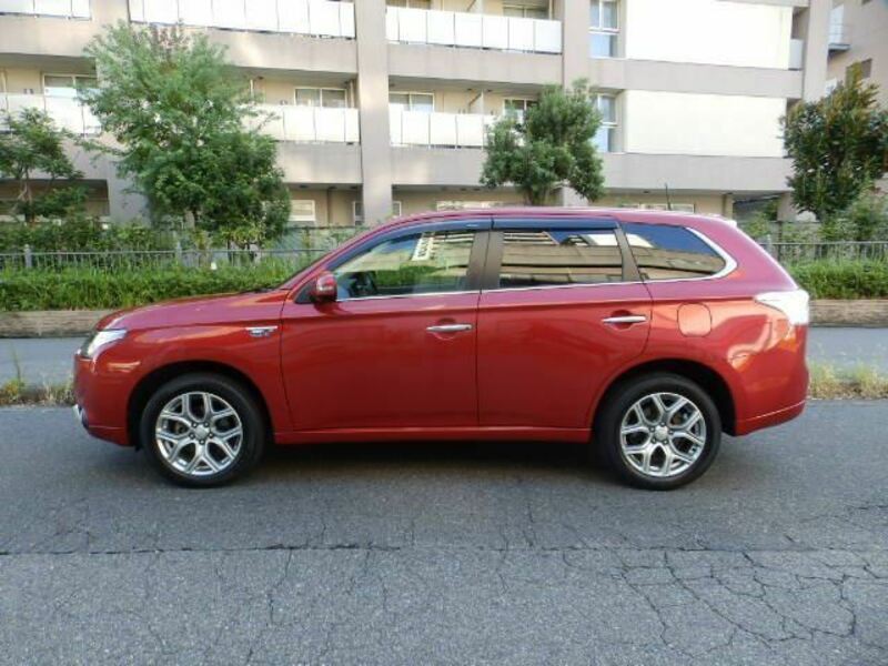 OUTLANDER PHEV