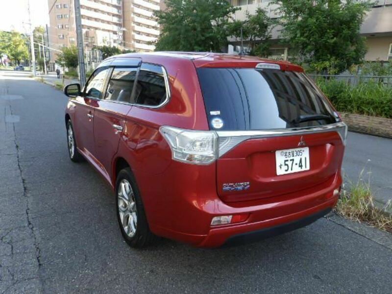 OUTLANDER PHEV