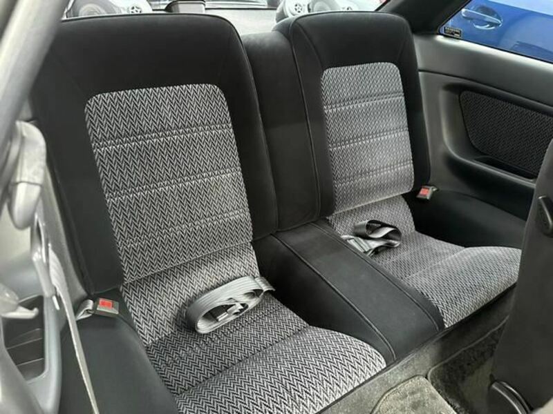 COROLLA LEVIN