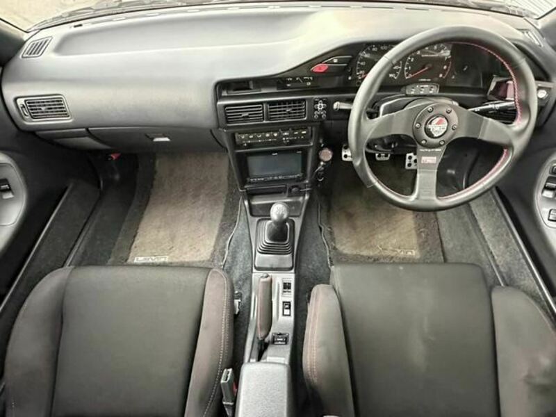 COROLLA LEVIN
