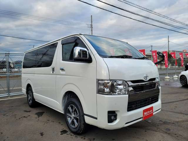 HIACE VAN