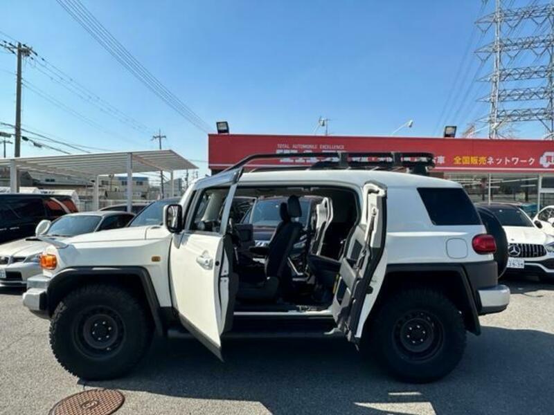 FJ CRUISER