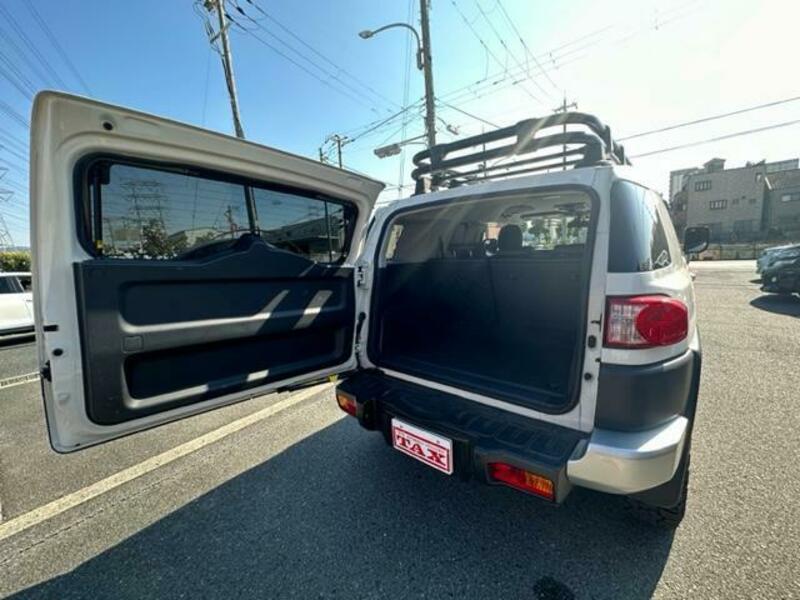 FJ CRUISER