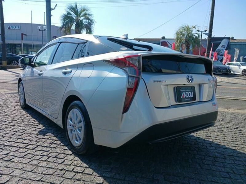 PRIUS-2