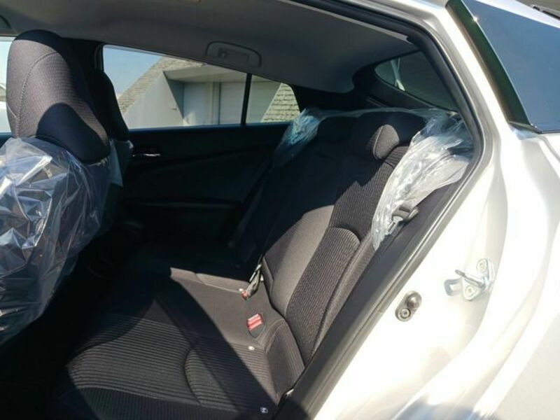 PRIUS-25