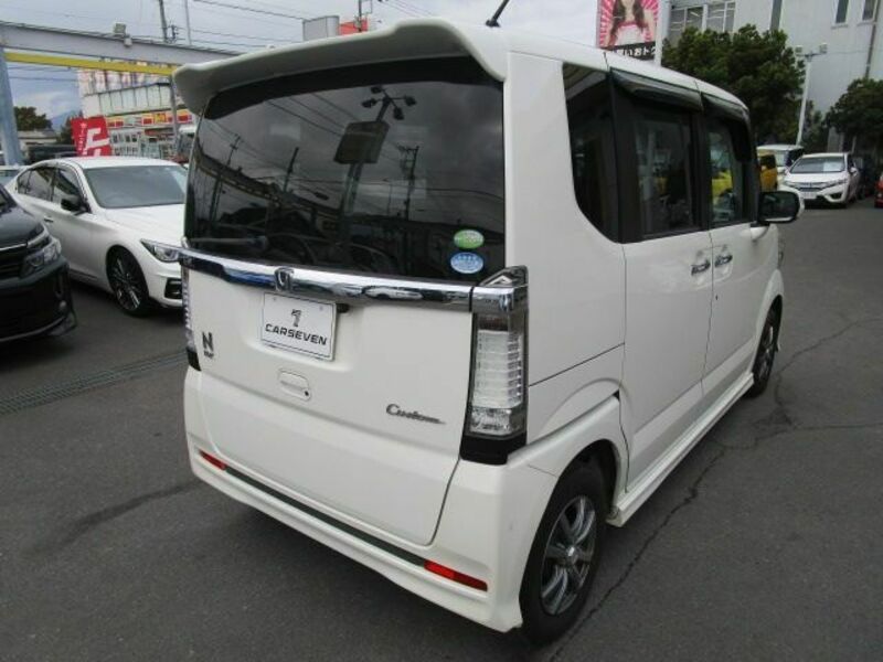N BOX CUSTOM