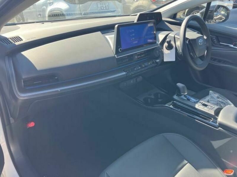 PRIUS-10