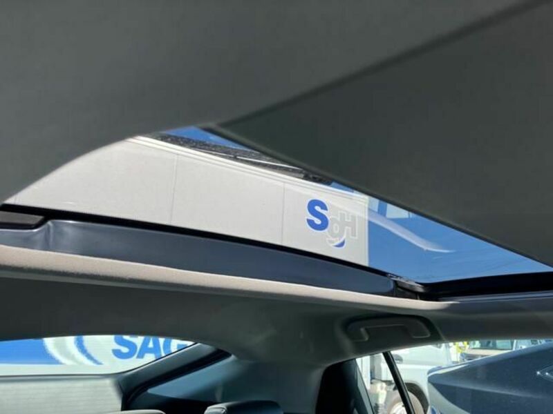 PRIUS-13