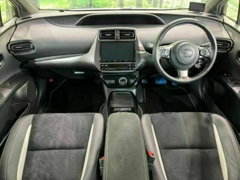 PRIUS PHV-1
