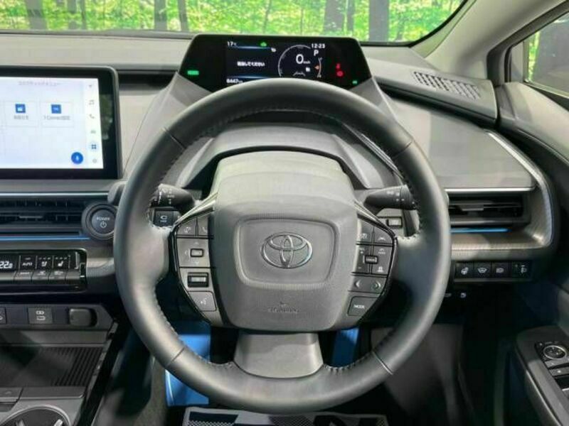 PRIUS-11