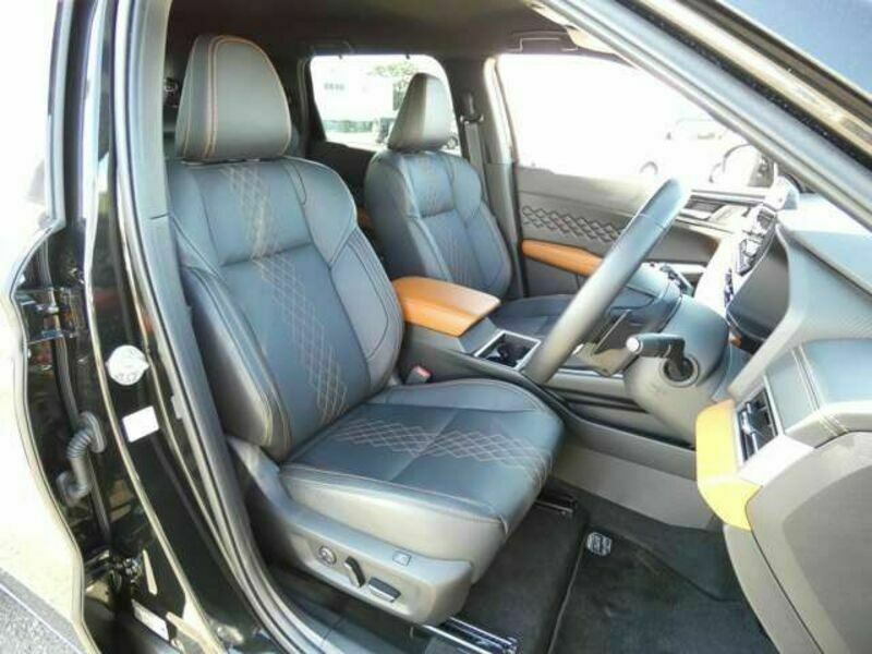 OUTLANDER PHEV