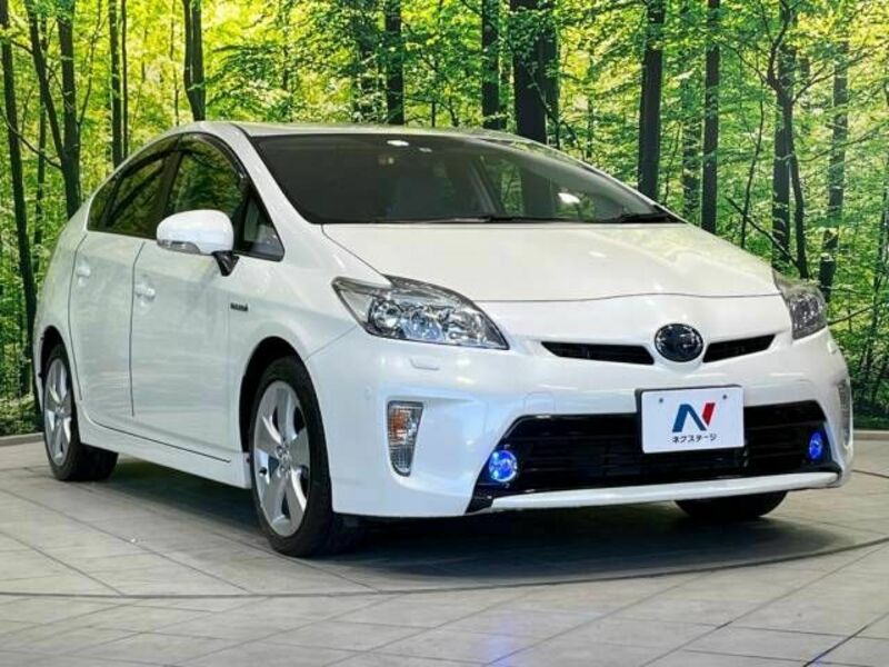PRIUS-17
