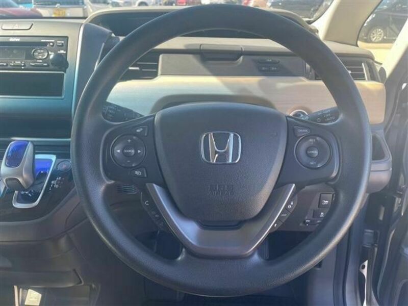 FREED HYBRID-11
