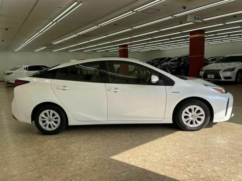 PRIUS-3