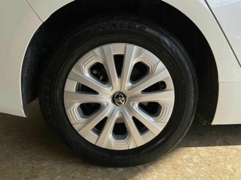 PRIUS-13