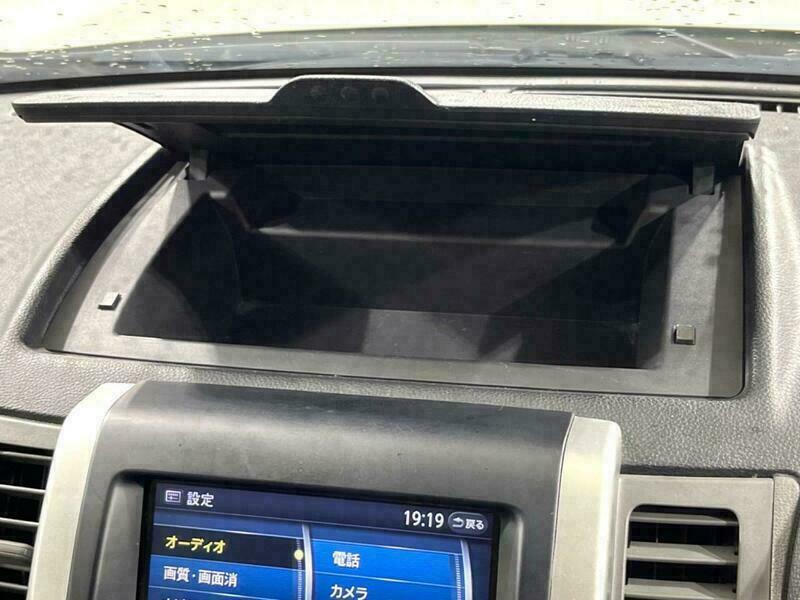 X-TRAIL-19