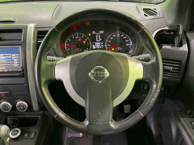X-TRAIL-19