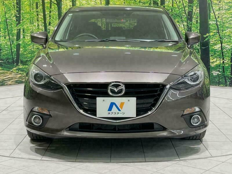 Axela Sport-24