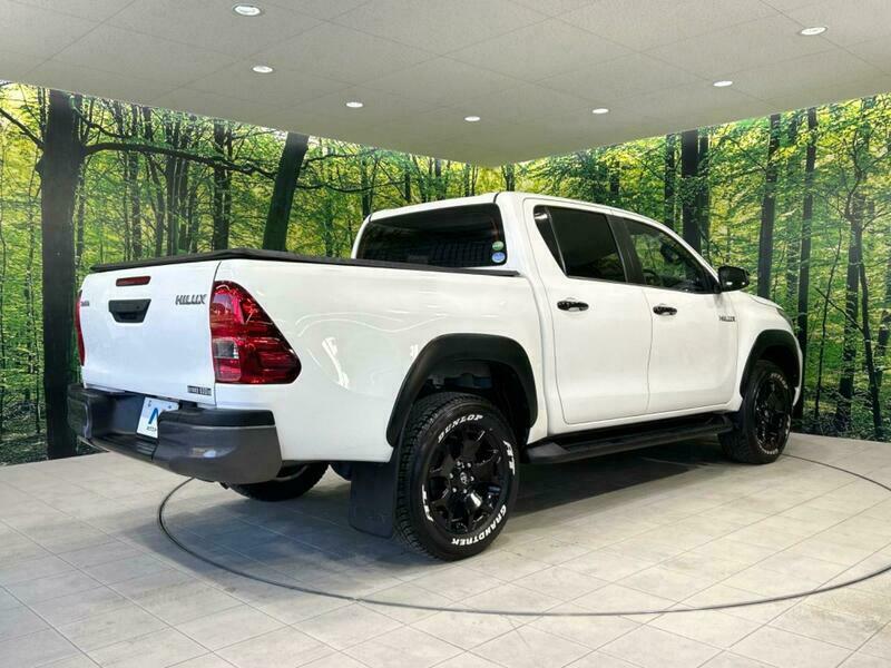 HILUX