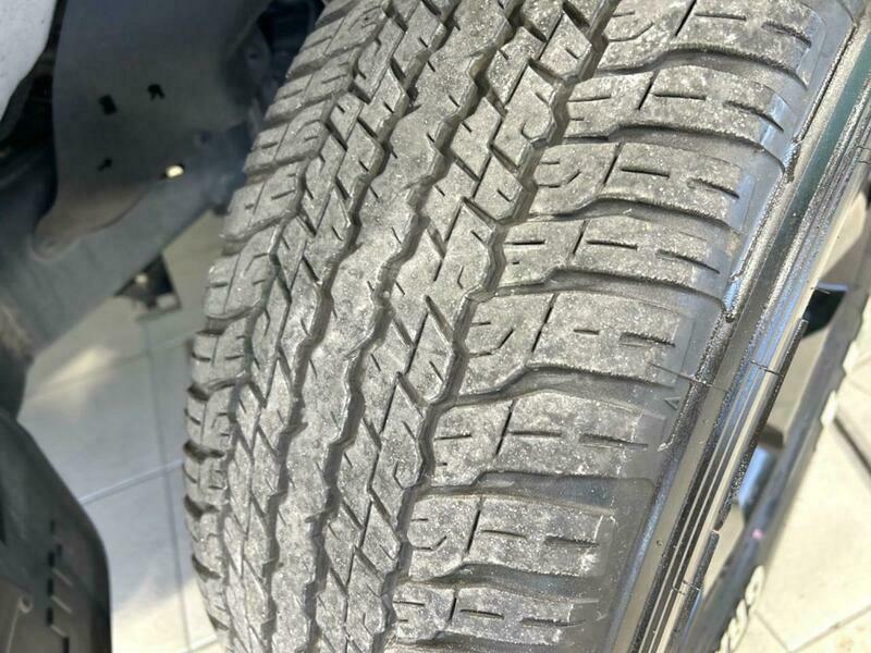 HILUX