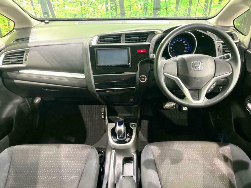 FIT HYBRID-8