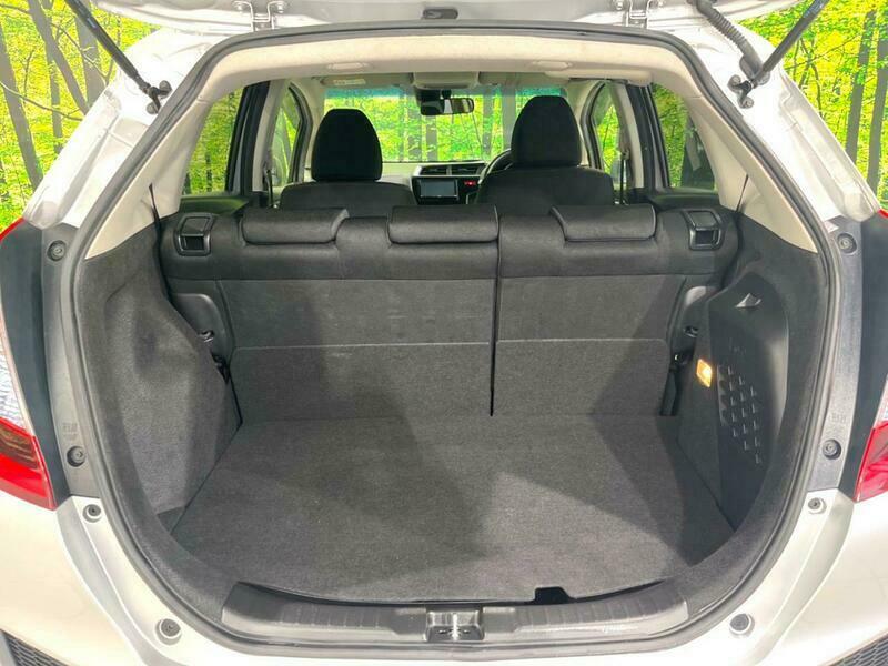 FIT HYBRID-5