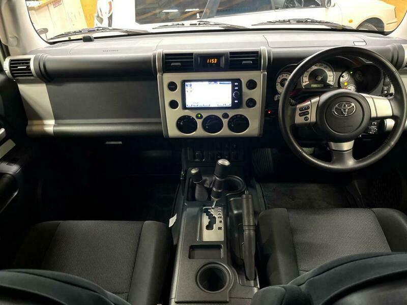 FJ CRUISER-9