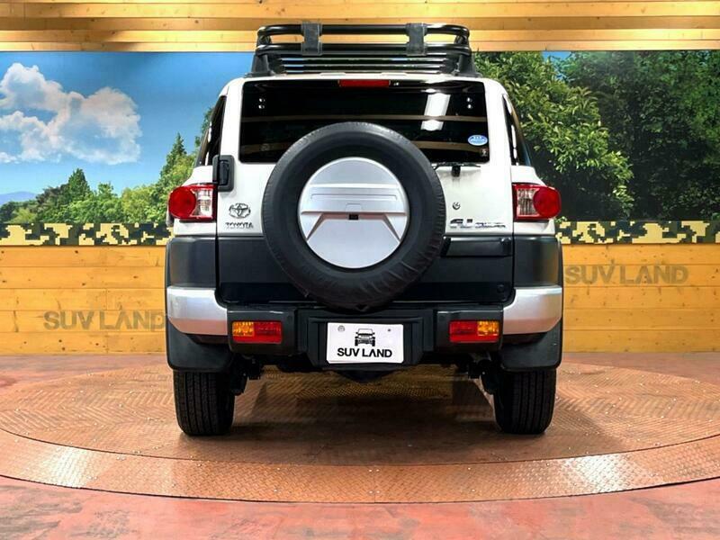 FJ CRUISER-41
