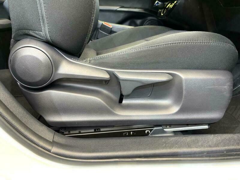 PRIUS-18