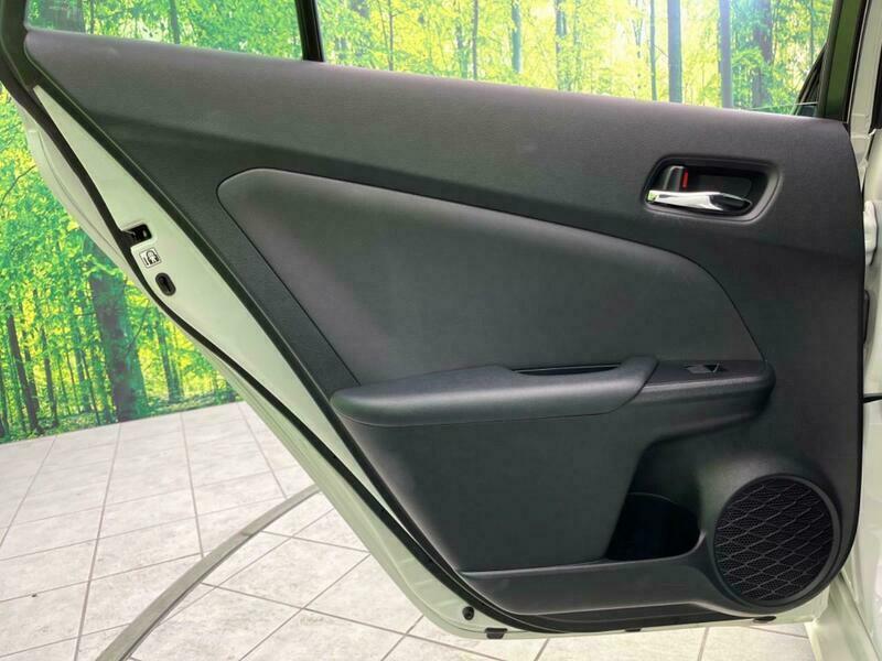 PRIUS-3