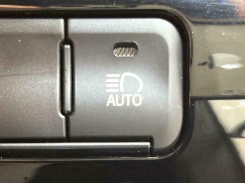 PRIUS-42