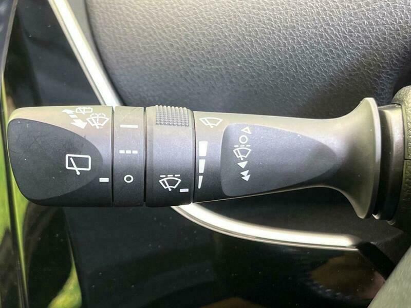 PRIUS-4