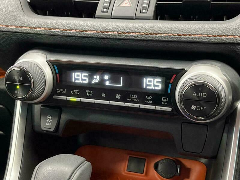 RAV4-8