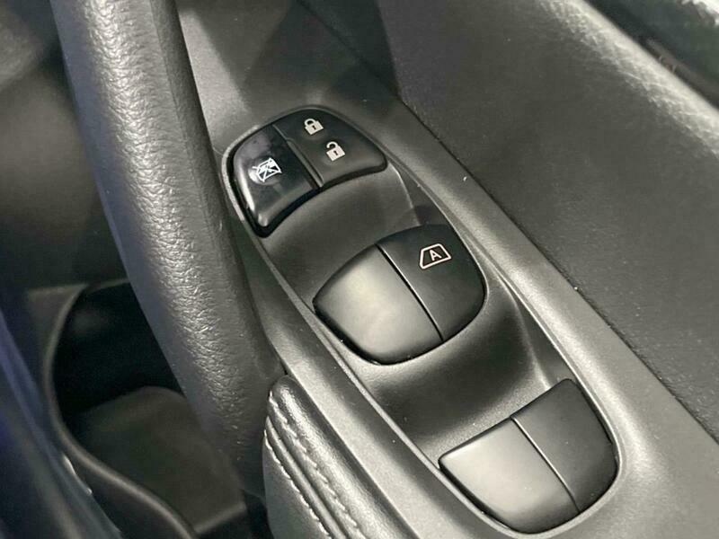 X-TRAIL-58