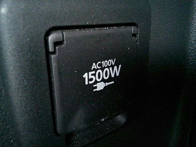 OUTLANDER PHEV-16