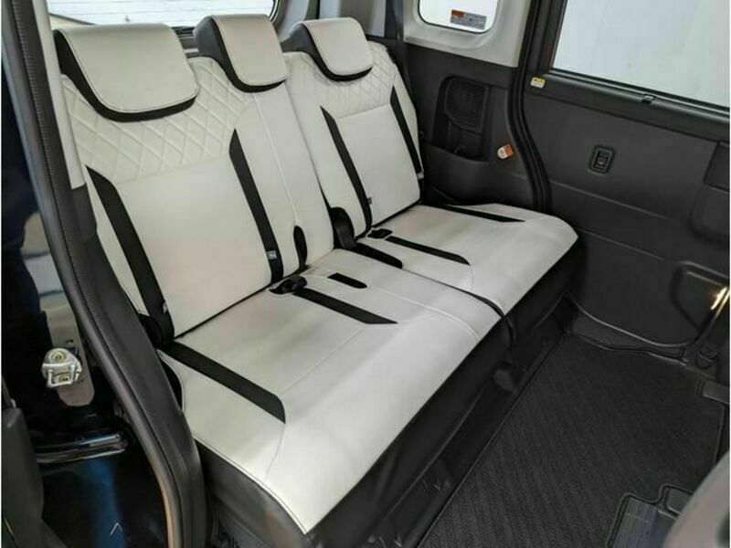 ROOMY-11