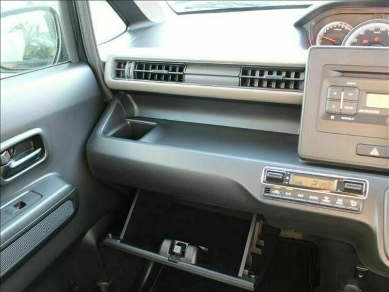 WAGON R-28