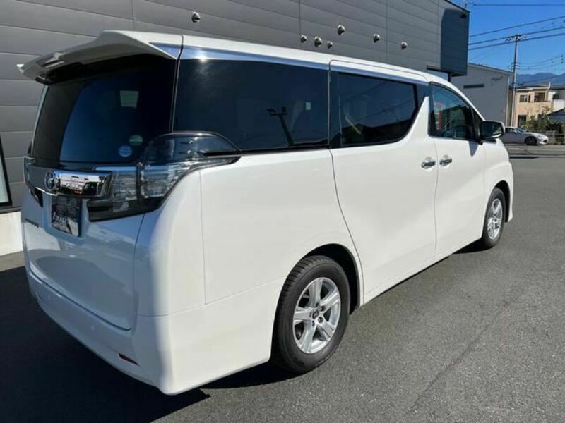 VELLFIRE-12