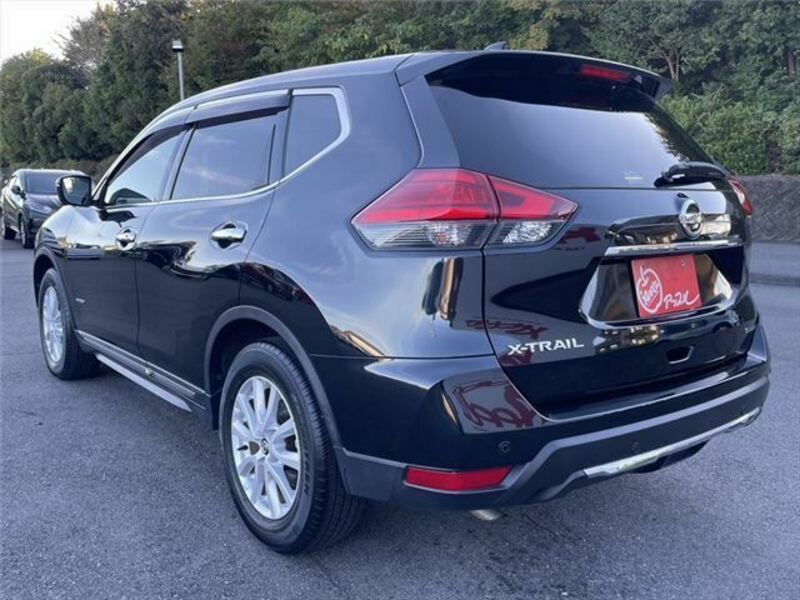 X-TRAIL-5