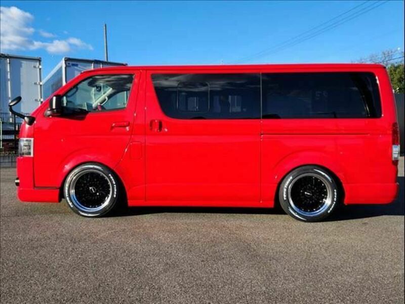 HIACE VAN-12