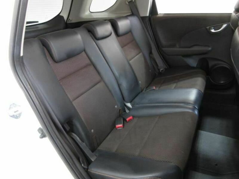 FIT SHUTTLE