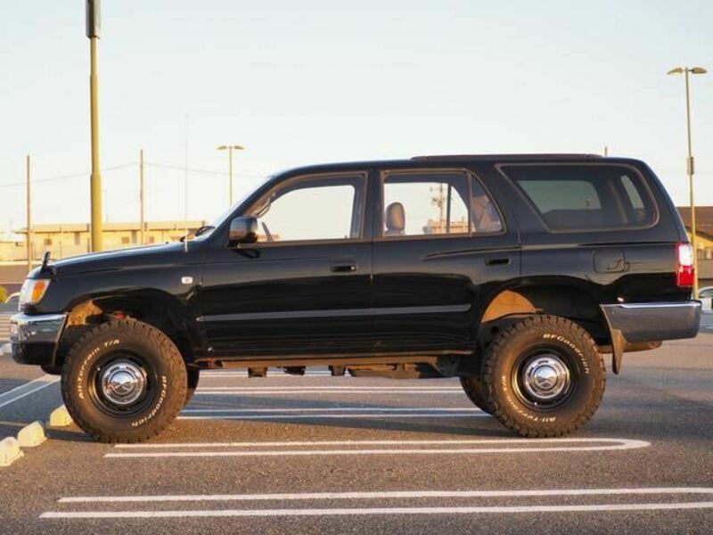 HILUX SURF