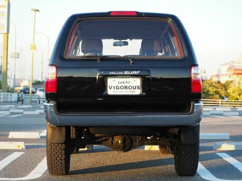 HILUX SURF