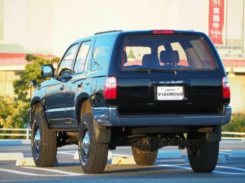 HILUX SURF
