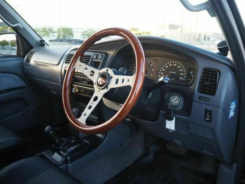 HILUX SURF